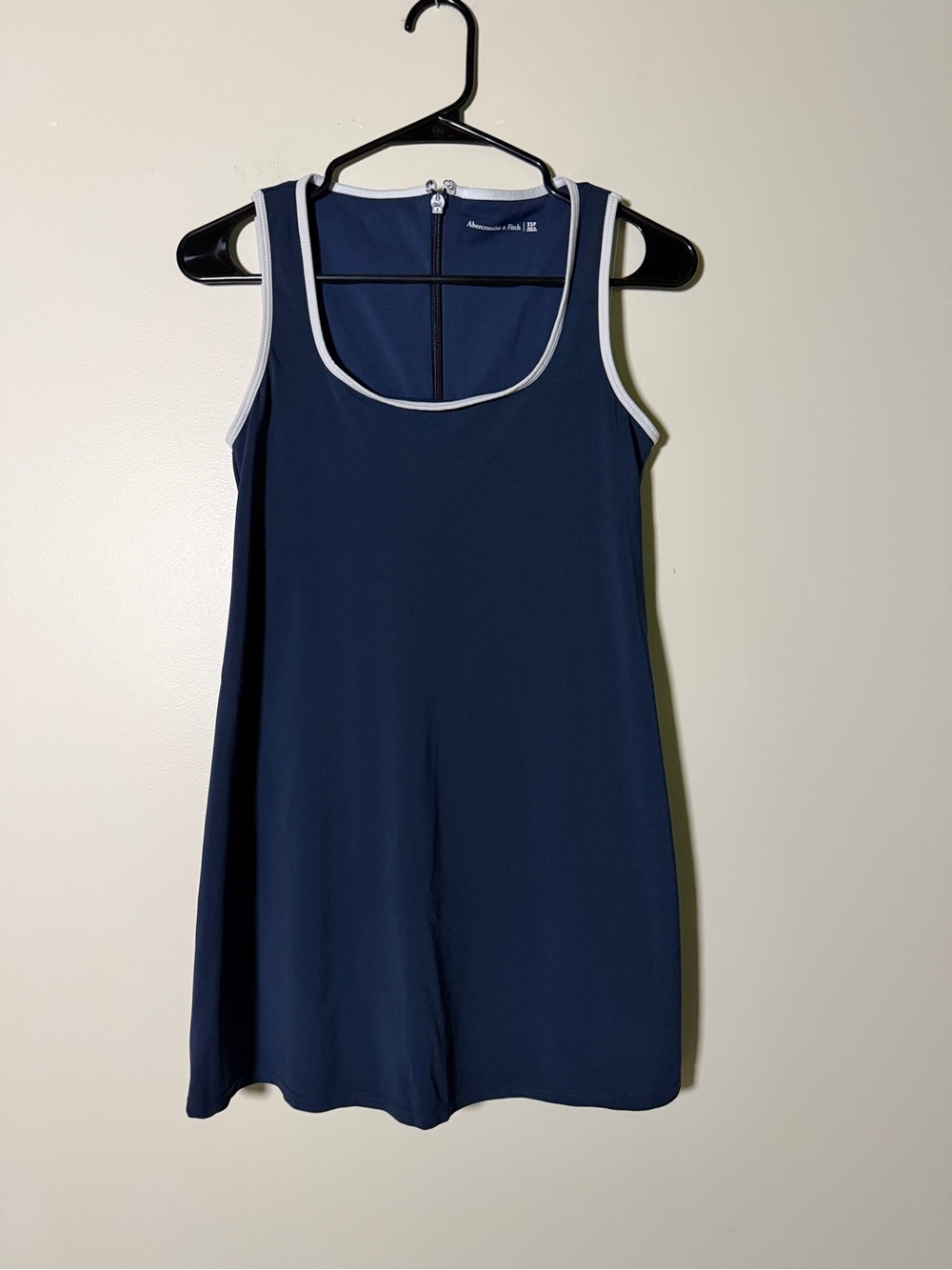 Abercrombie Lightweight Tennis Dress with Full Spandex Liner with Pocket